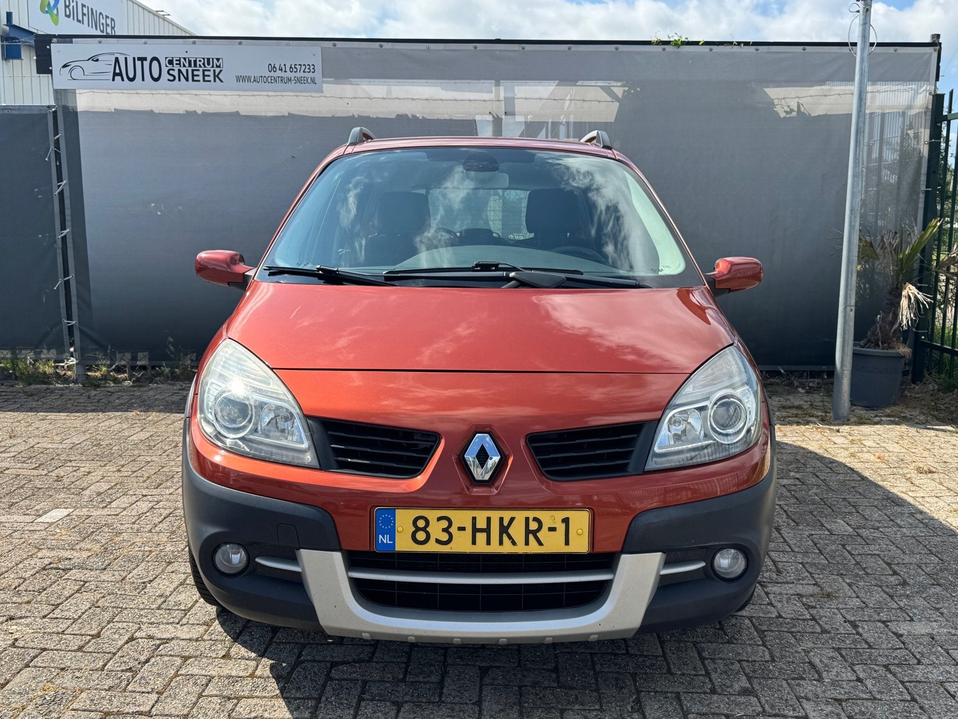 Renault Scénic 2.0-16V Conquest - Clima - Cruise - APK 12-2, Auto's, Renault, 1998 cc, Gebruikt, Zwart, Origineel Nederlands