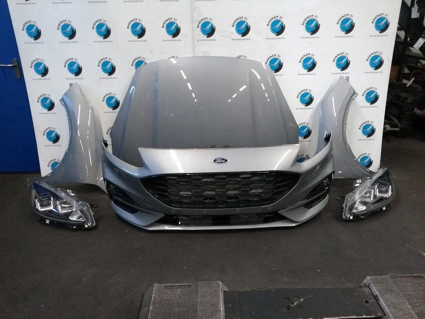 FORD KUGA ST-LINE  VOORKOP COMPLEET 2020, Ophalen of Verzenden, Gebruikt, Stiba lid