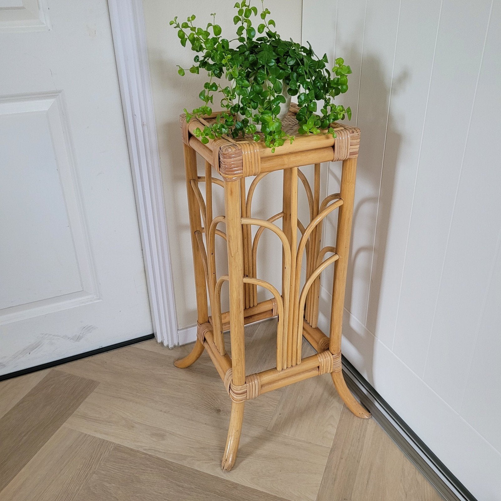 Vintage rotan plantenstandaard, Huis en Inrichting, Woonaccessoires | Overige, Ophalen, Vintage, Zo goed als nieuw, Natuurlijk materiaal