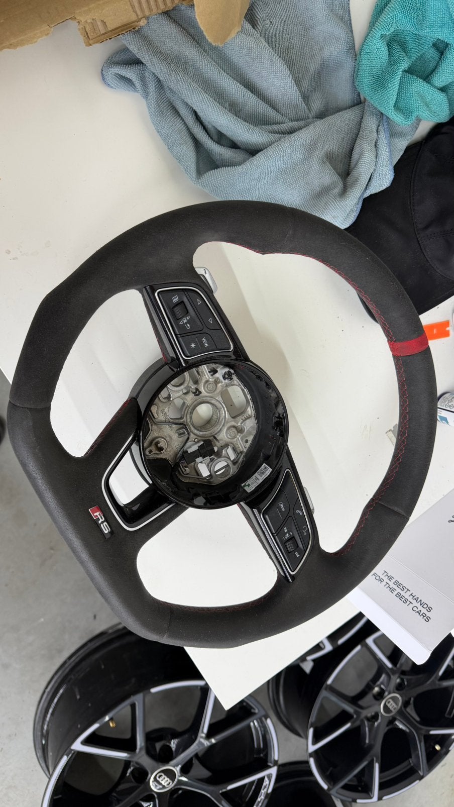 Origineel audi rs3 8y alcantara stuur zonder airbag, Auto-onderdelen, Ophalen, Nieuw, Audi