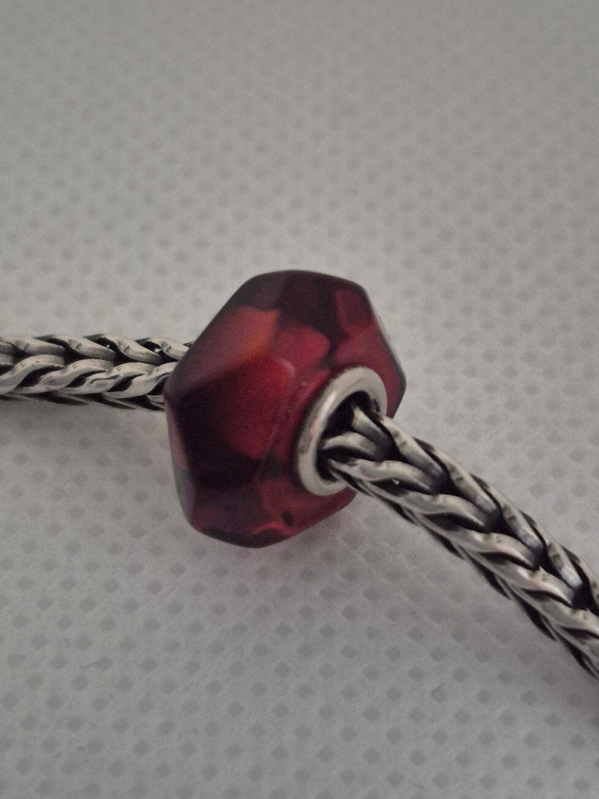 Trollbeads Trollbead geslepen Amber., Sieraden, Tassen en Uiterlijk, Bedels, Zo goed als nieuw, Trollbeads, 1 bedel, Edelsteen
