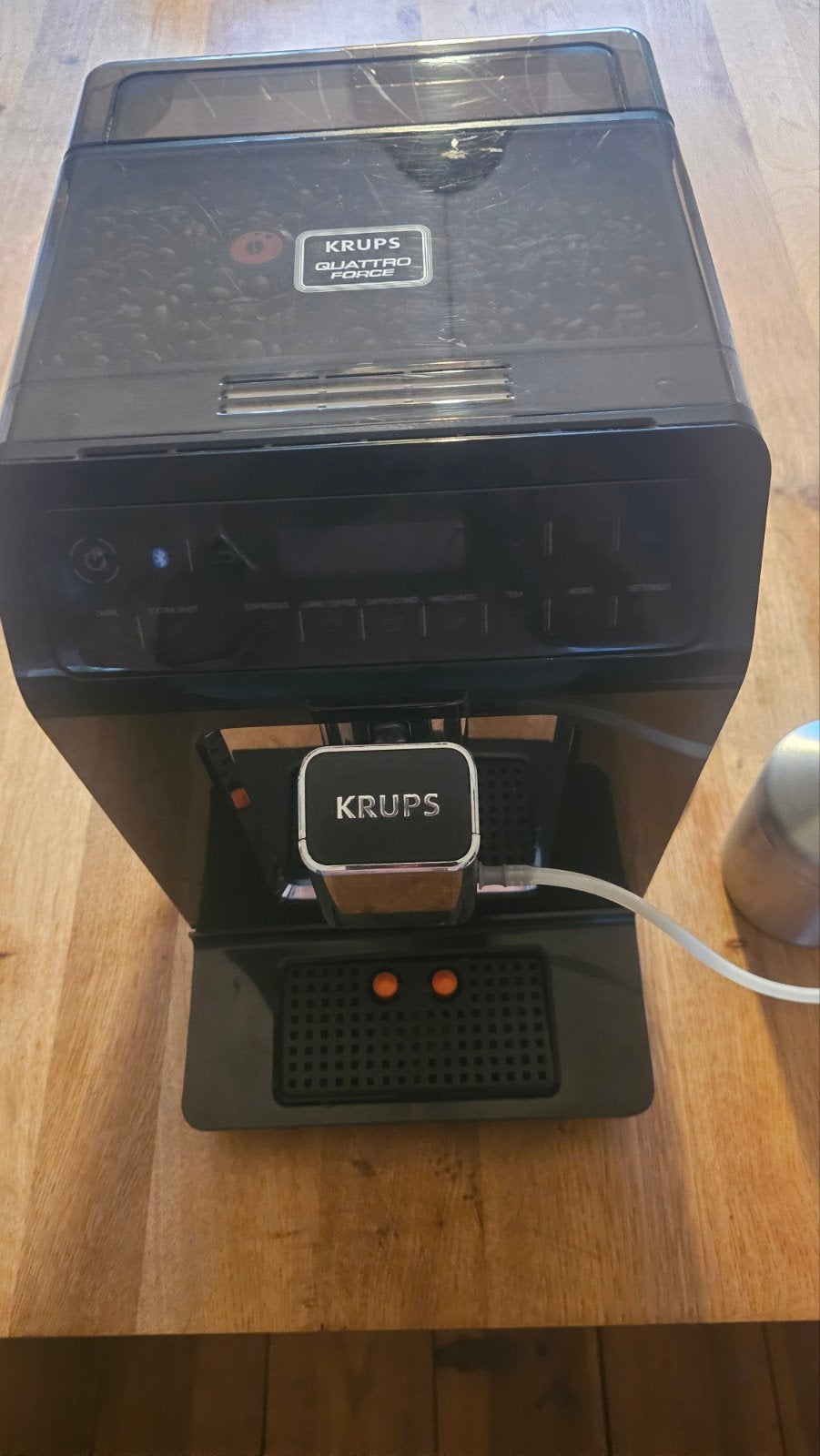Krups Quattro Force Koffiemachine - Zo goed als nieuw, Ophalen, 10 kopjes of meer, Koffiemachine, Koffiebonen