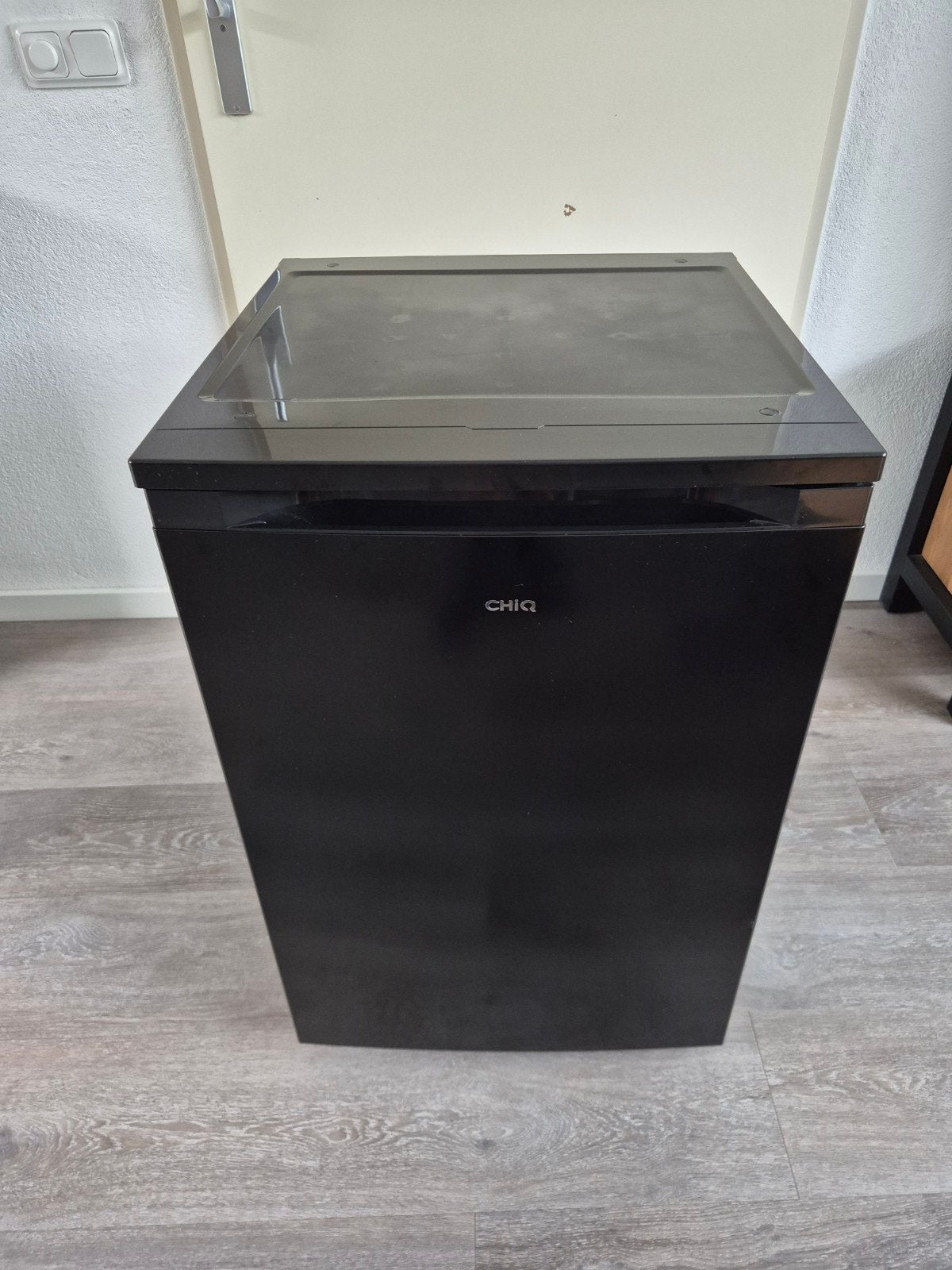 Chiq CSD90D4D Zwarte Vriezer, Witgoed en Apparatuur, Vriezers en Diepvrieskisten, Ophalen, Zo goed als nieuw, Minder dan 85 cm