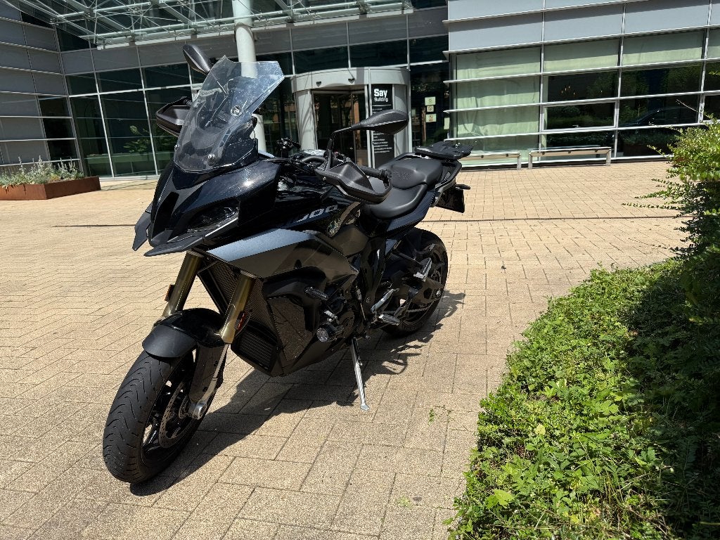 BMW S1000XR Tripple black, Motoren, Motoren | BMW, Particulier, Toermotor, meer dan 35 kW, 4 cilinders, ABS, Cruise Control, LED Verlichting