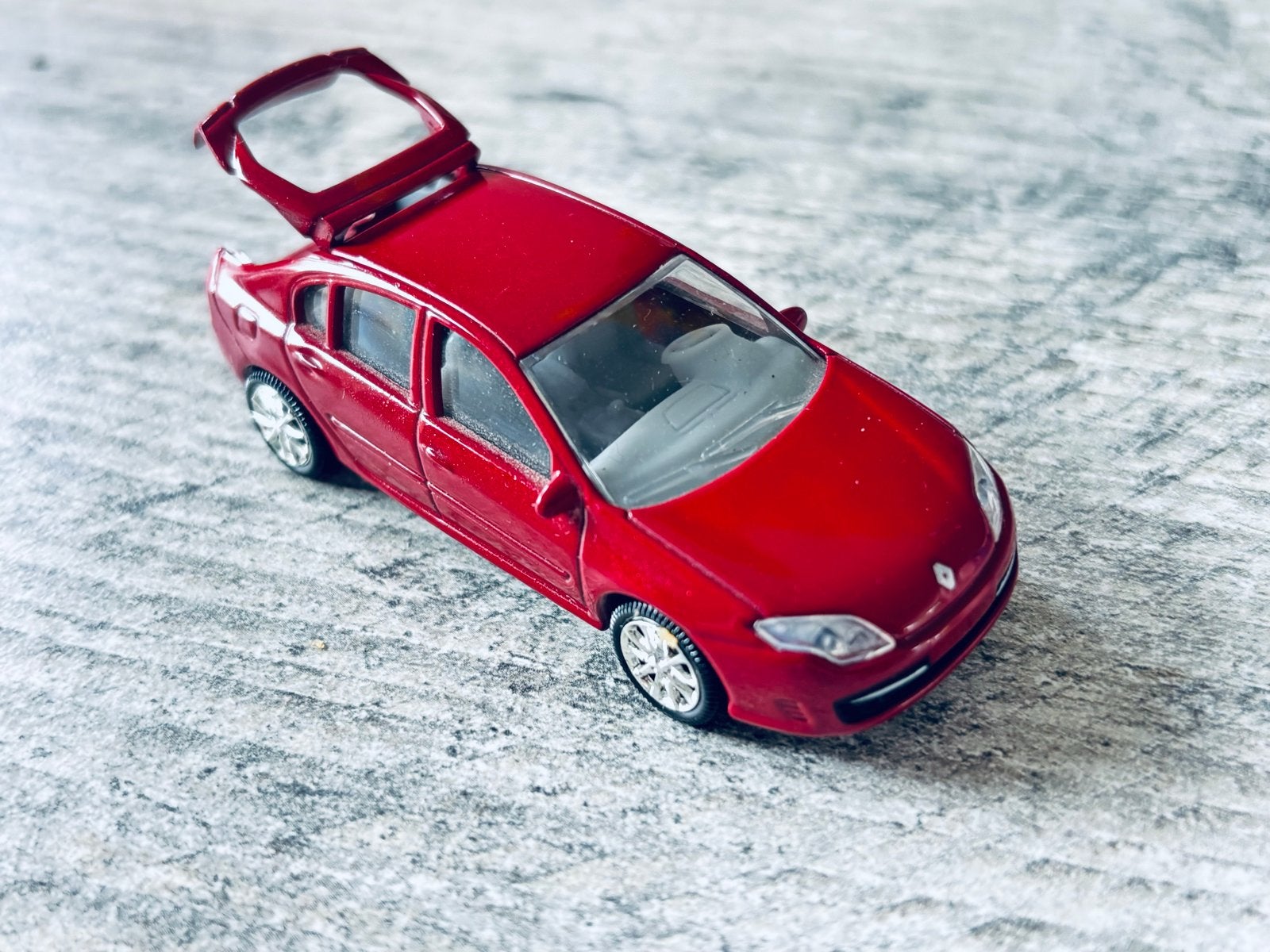 Norev Renault Laguna 2007 - Rood modelauto, Overige merken, Auto, 1:32 tot 1:50, Ophalen of Verzenden