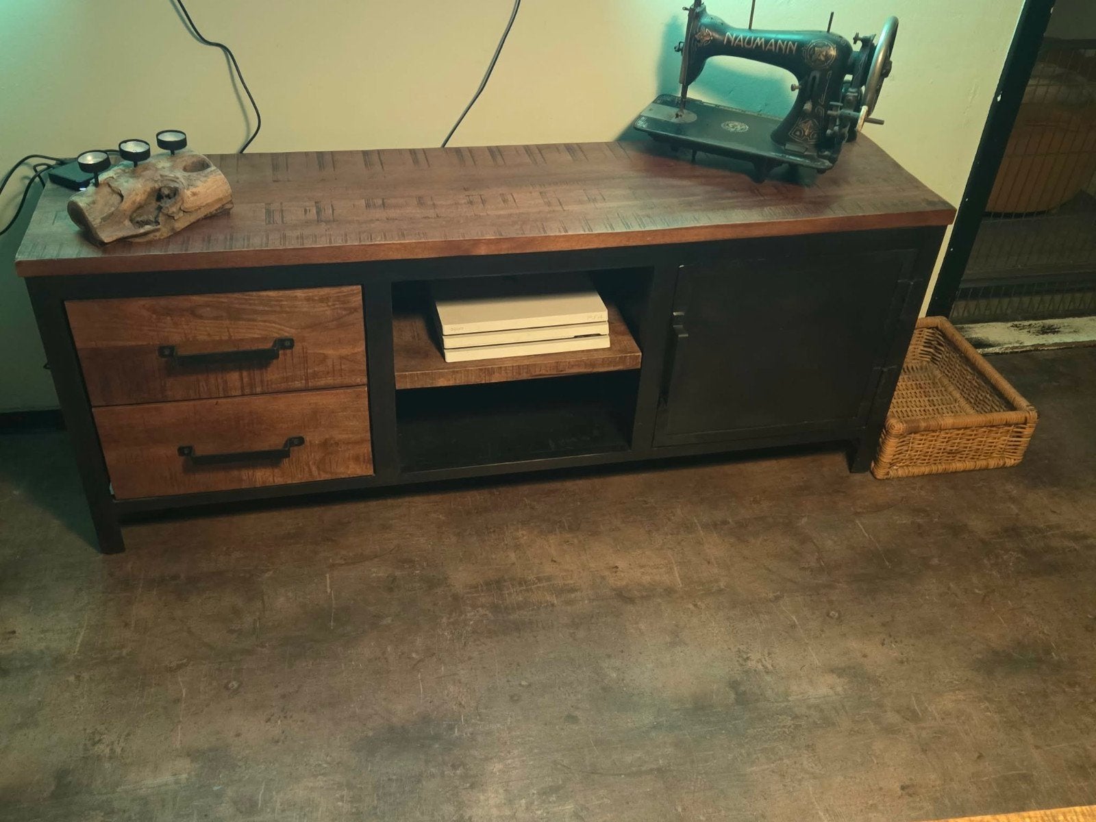 Te koop tv meubel, Ophalen, Zo goed als nieuw, 25 tot 50 cm, Minder dan 100 cm