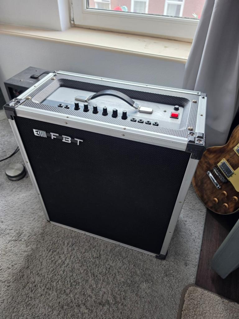 Vintage FBT MM 100-bs Versterker – Made in Italy – 100W RMS, Ophalen, Gebruikt, Basgitaar, 100 watt of meer