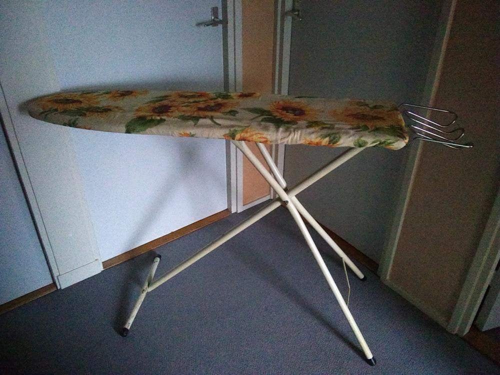 Strijkplank ( student / starter / retro / vintage ), Ophalen, Gebruikt