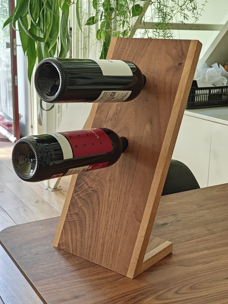 Houten wijnrek voor twee flessen, walnoot, Huis en Inrichting, Ophalen of Verzenden, Zo goed als nieuw, Minder dan 5 flessen, 5 – 50