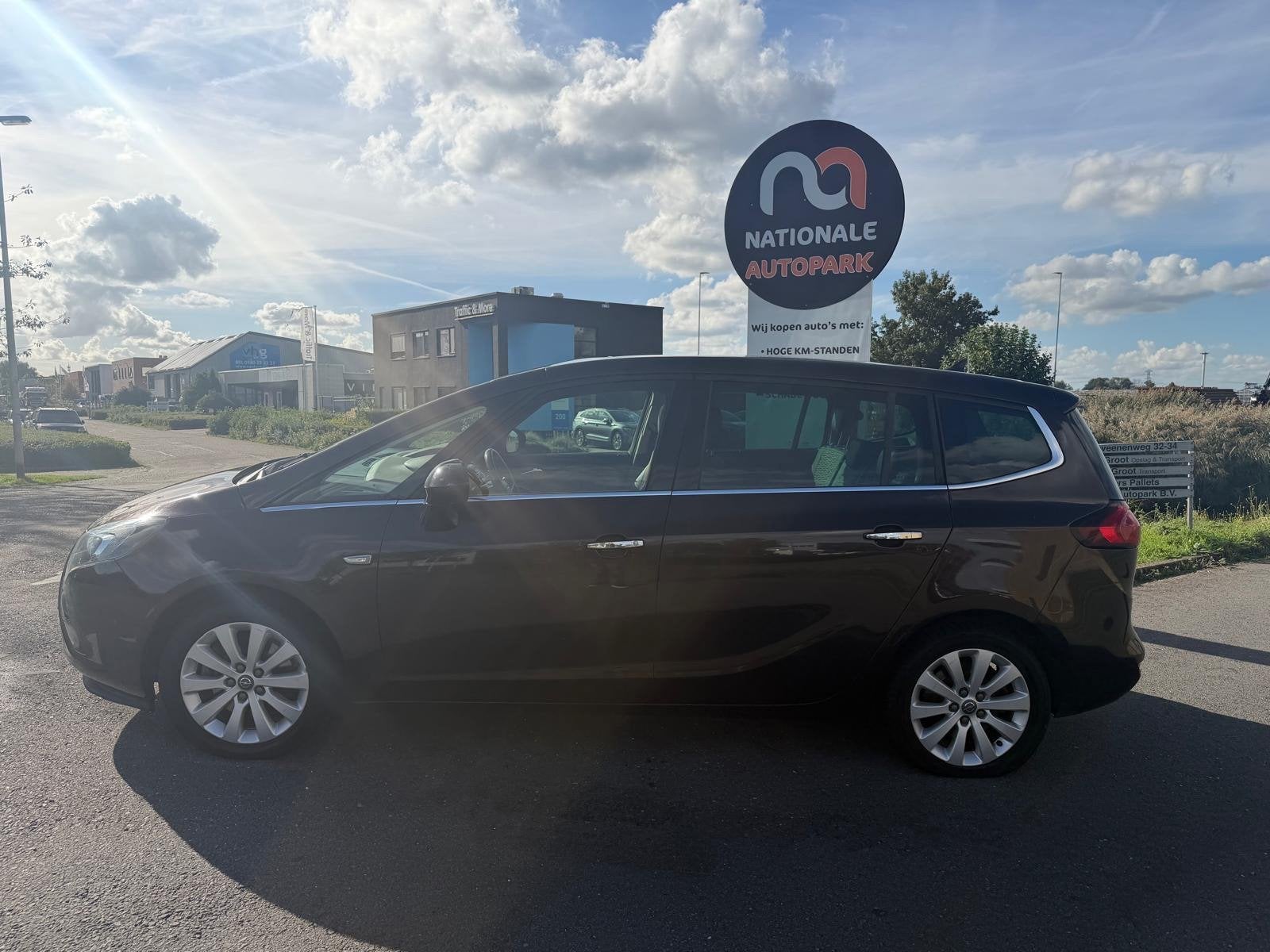 Opel Zafira Tourer | 2013 | 2.0 CDTI Cosmo 7p. | Handgeschak, Voorwielaandrijving, Euro 5, 4 cilinders, Bruin