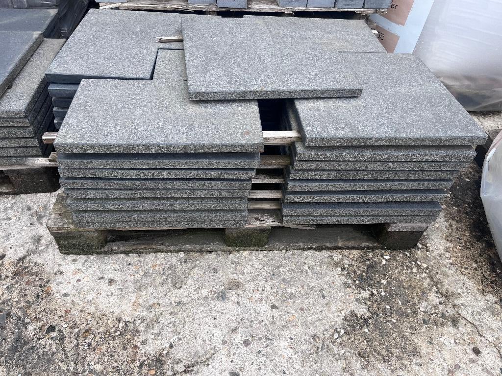 Vijverrand Basalt hoekstukken 50x30x3, Tuin en Terras, Ophalen, Natuursteen, Overige typen