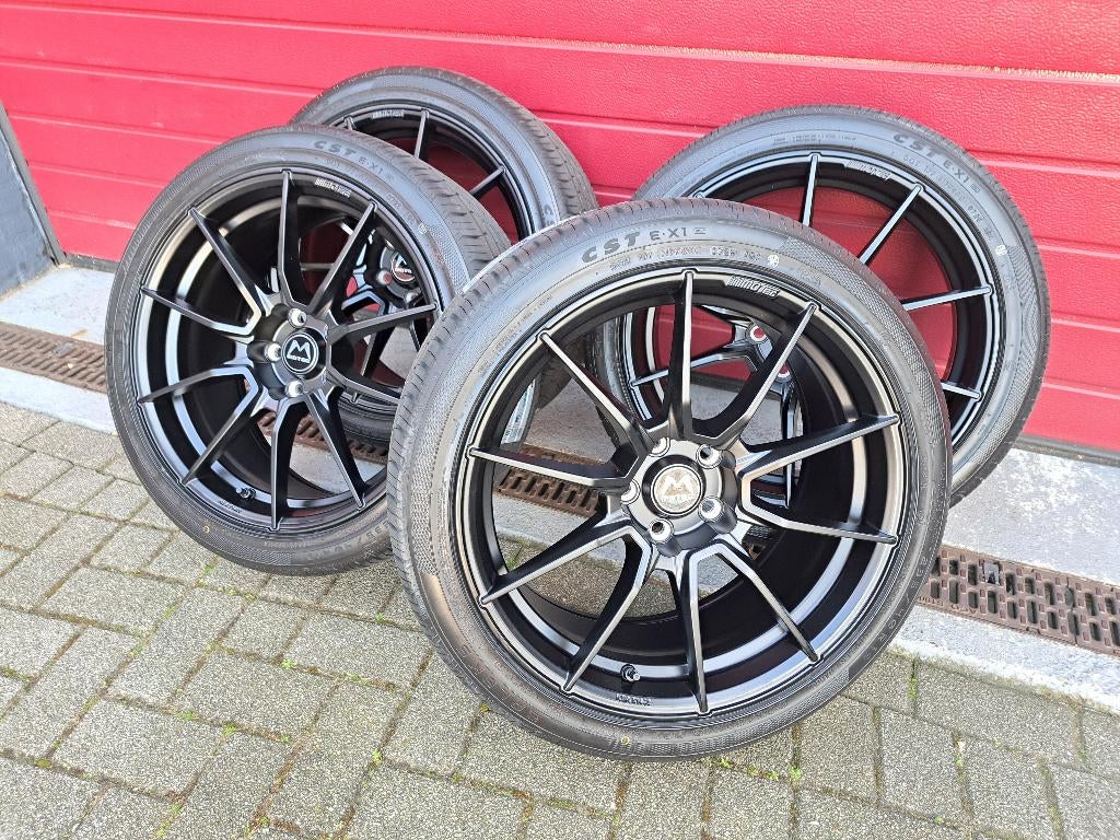 MOTEC ULTRA LIGHT Tesla Model 3 nieuw banden set 235/40R19