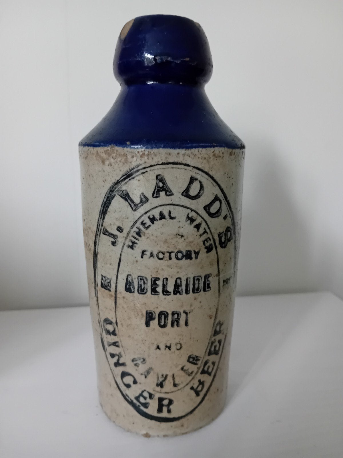 Antieke J. Ladd's Ginger Beer Fles - Steengoed Adelaide, Antiek en Kunst, Ophalen of Verzenden