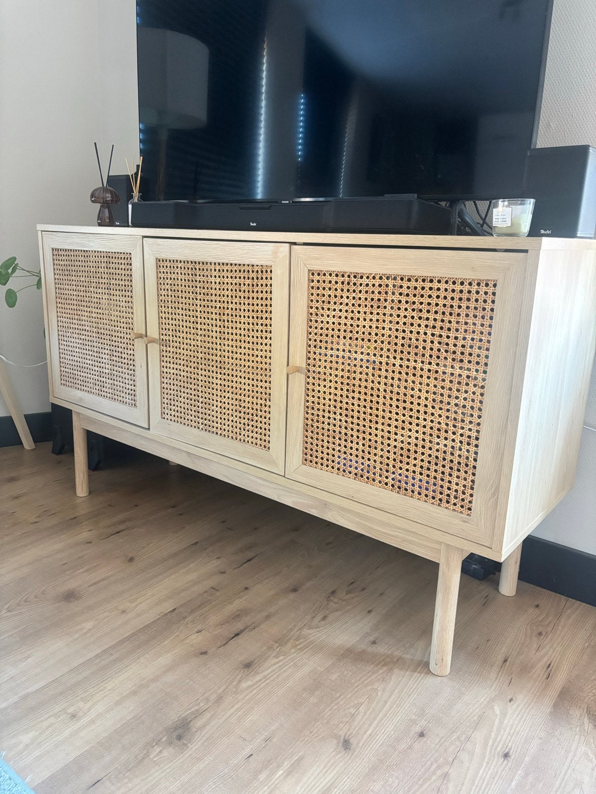 Dressoir met rotan deuren, Ophalen, Gebruikt, 100 tot 150 cm, Minder dan 100 cm