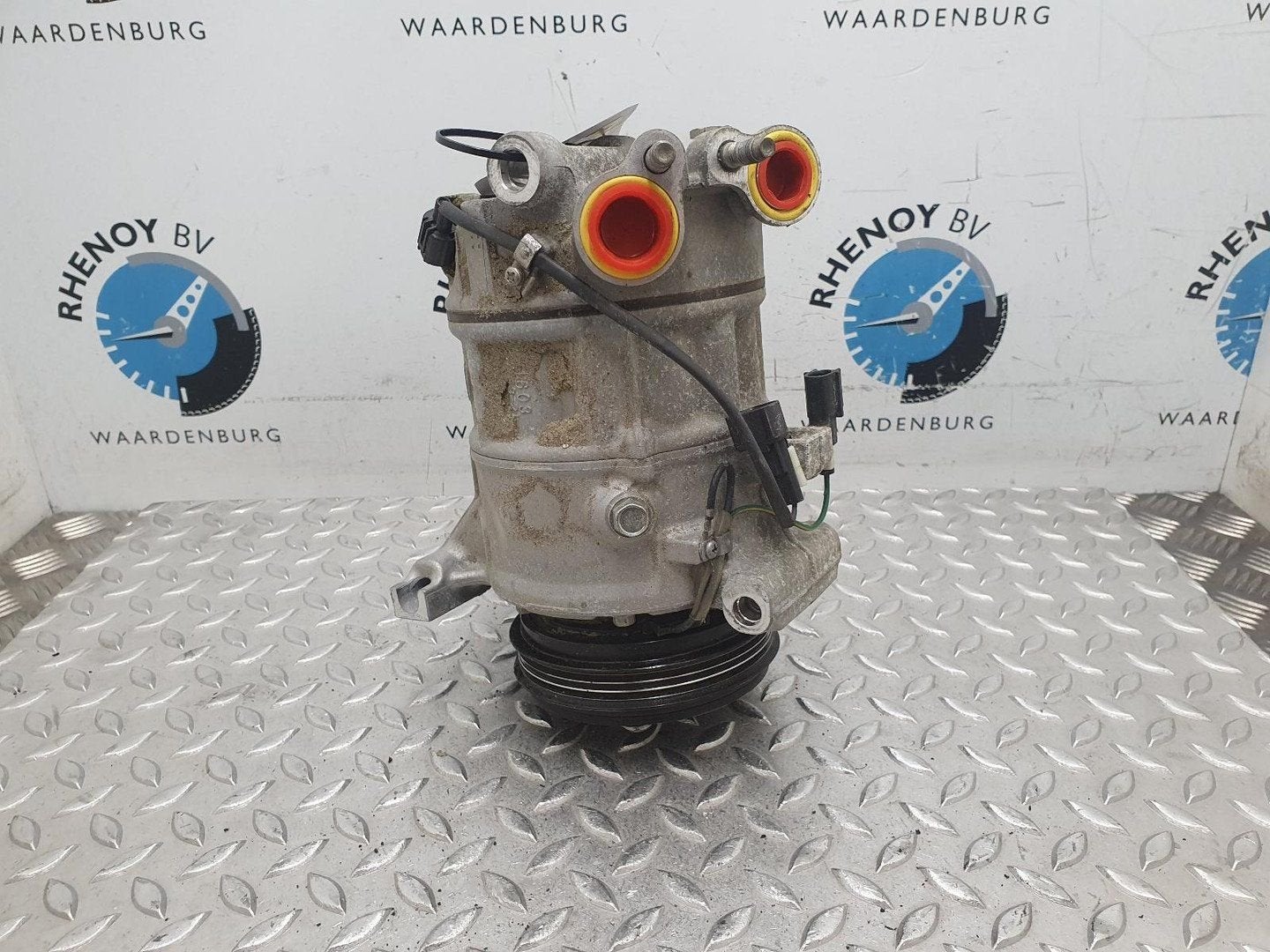 VOLVO V70 AIRCO COMPRESSOR / AIRCOPOMP 2016, Ophalen of Verzenden, Gebruikt, Stiba lid