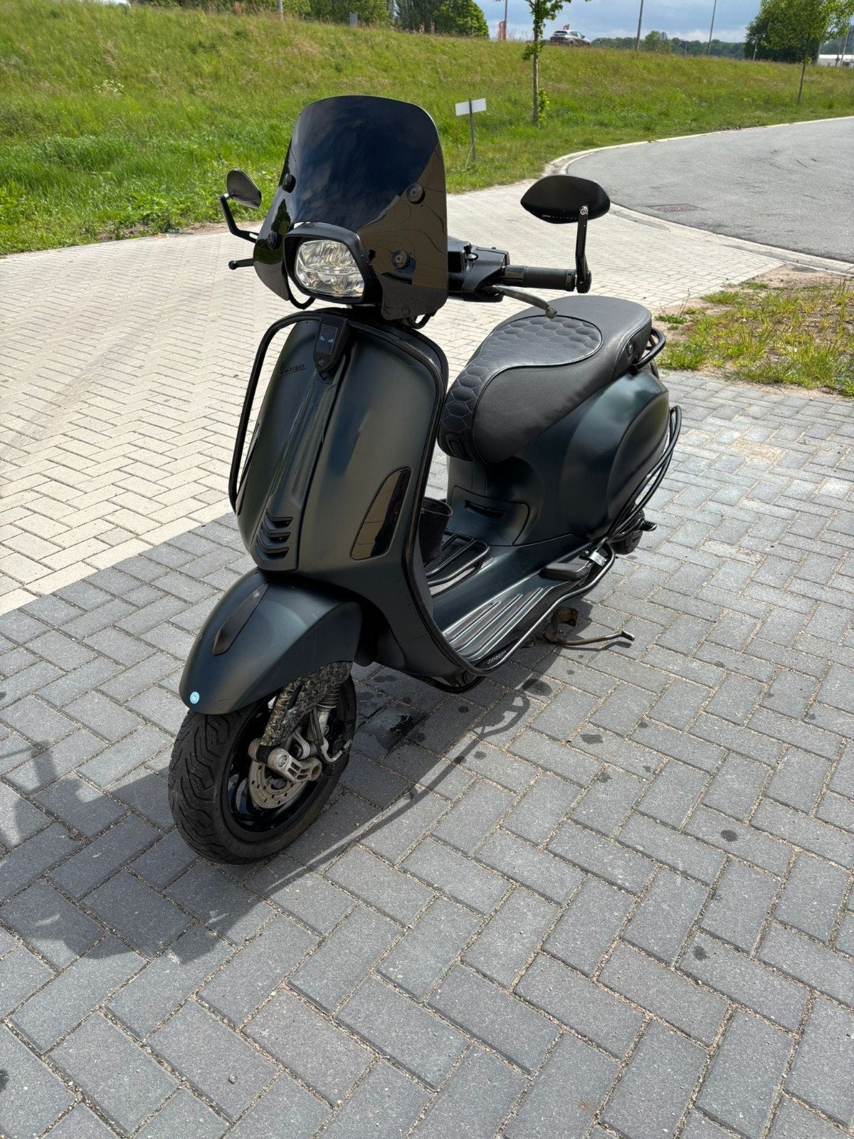 Vespa Sprint 2018 Donkergroen, Ophalen, Gebruikt, 50 cc