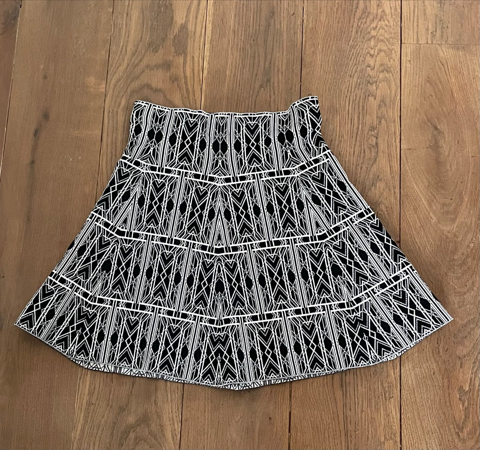 Nikkie rokje maat 34, Zwart, Ophalen of Verzenden, Zo goed als nieuw, Maat 34 (XS) of kleiner