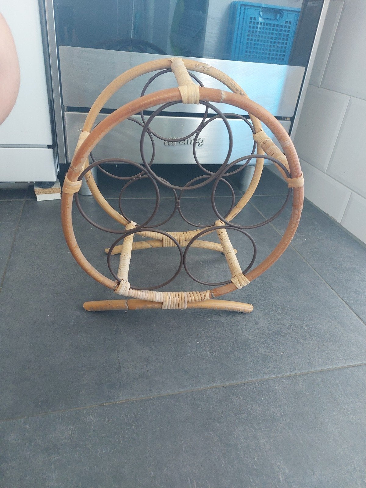 Wijnrekje van bamboe/rotan, Ophalen, Zo goed als nieuw, Overige materialen