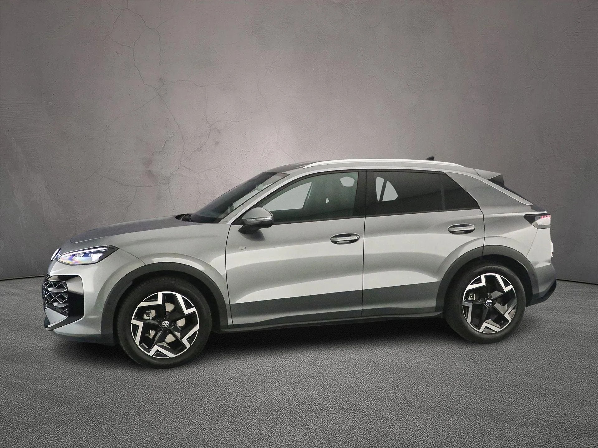 Volkswagen T-Roc 1.5 eTsi R-Line First Edition (bj 2026), Automaat, 1374 kg, 150 pk, Bedrijf