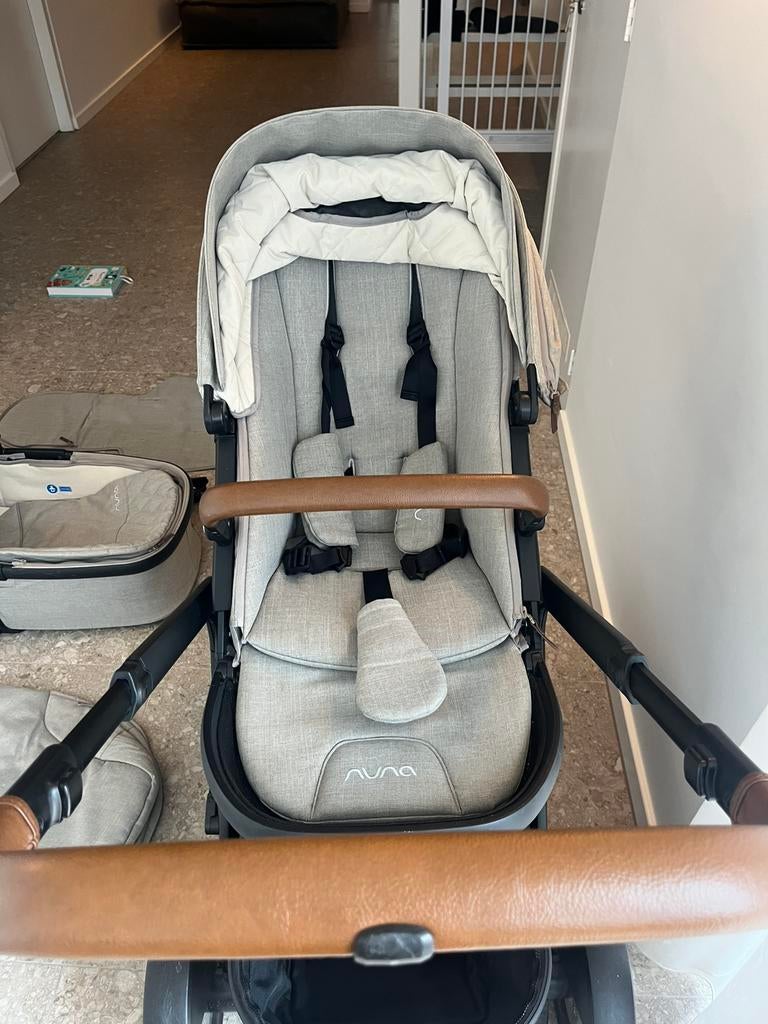 Nuna Kinderwagen, Kinderen en Baby's, Kinderwagens en Combinaties, Gebruikt, Combiwagen, Overige merken, Duowagen, Luchtbanden