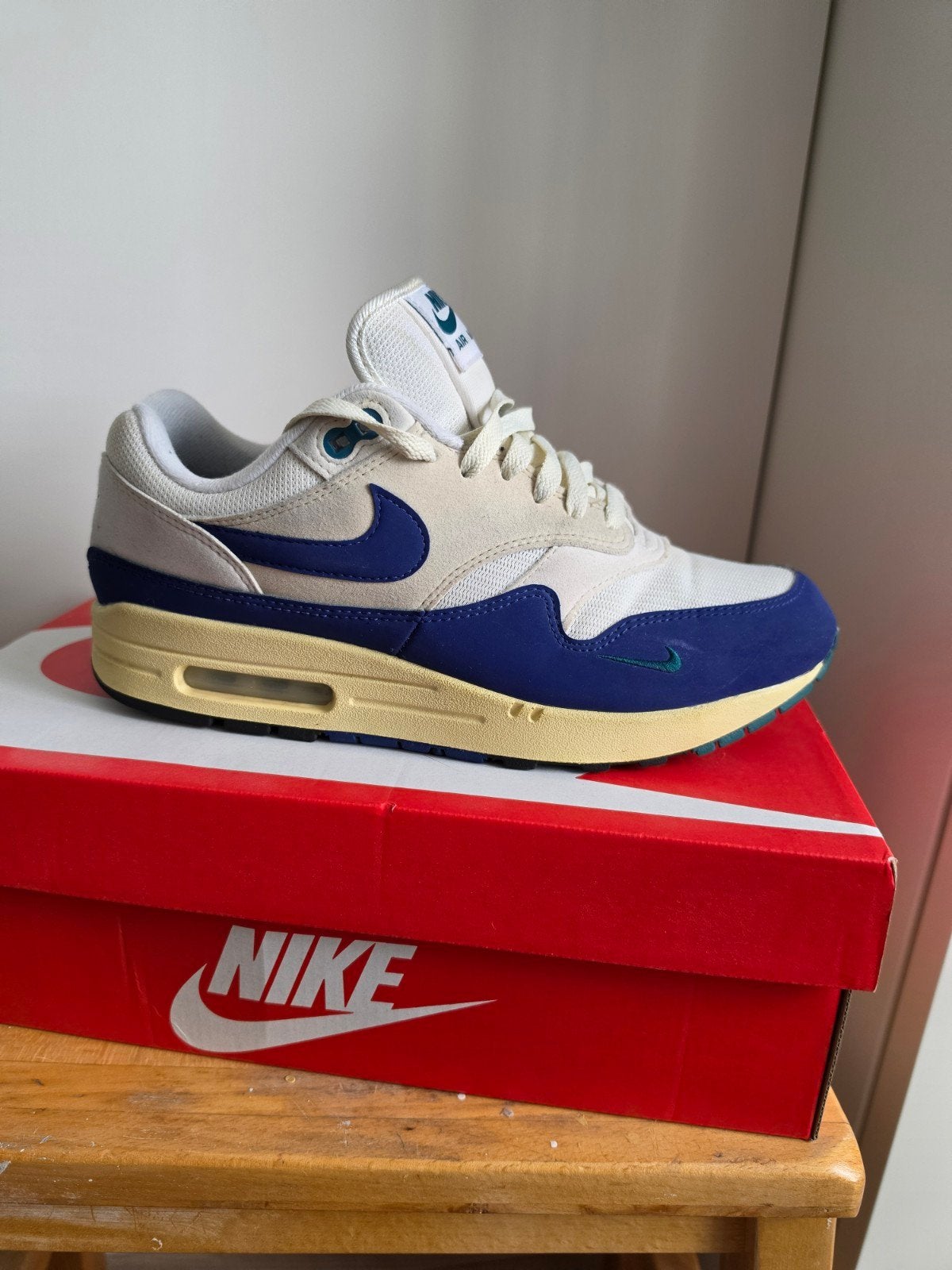 Nike Air max 1 verschillende, Ophalen of Verzenden, Zwart, Sneakers of Gympen