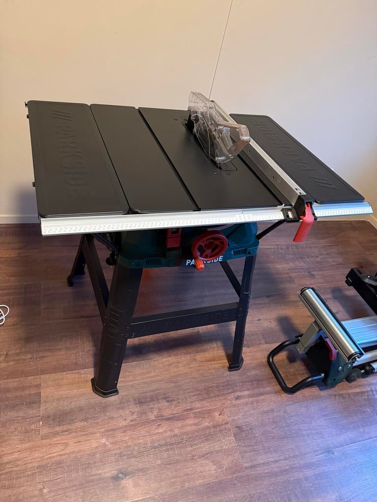 Parkside Cirkelzaagtafel - Zo goed als nieuw, Ophalen, Zo goed als nieuw, 1200 watt of meer, Cirkelzaag