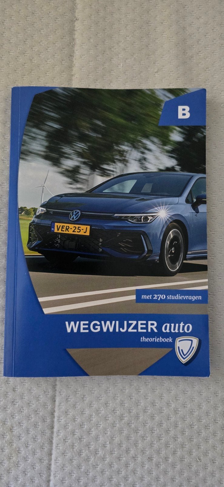 Wegwijzer auto theorieboek B met 270 studievragen, Boeken, Auto's | Boeken, Ophalen of Verzenden, Zo goed als nieuw, Volkswagen