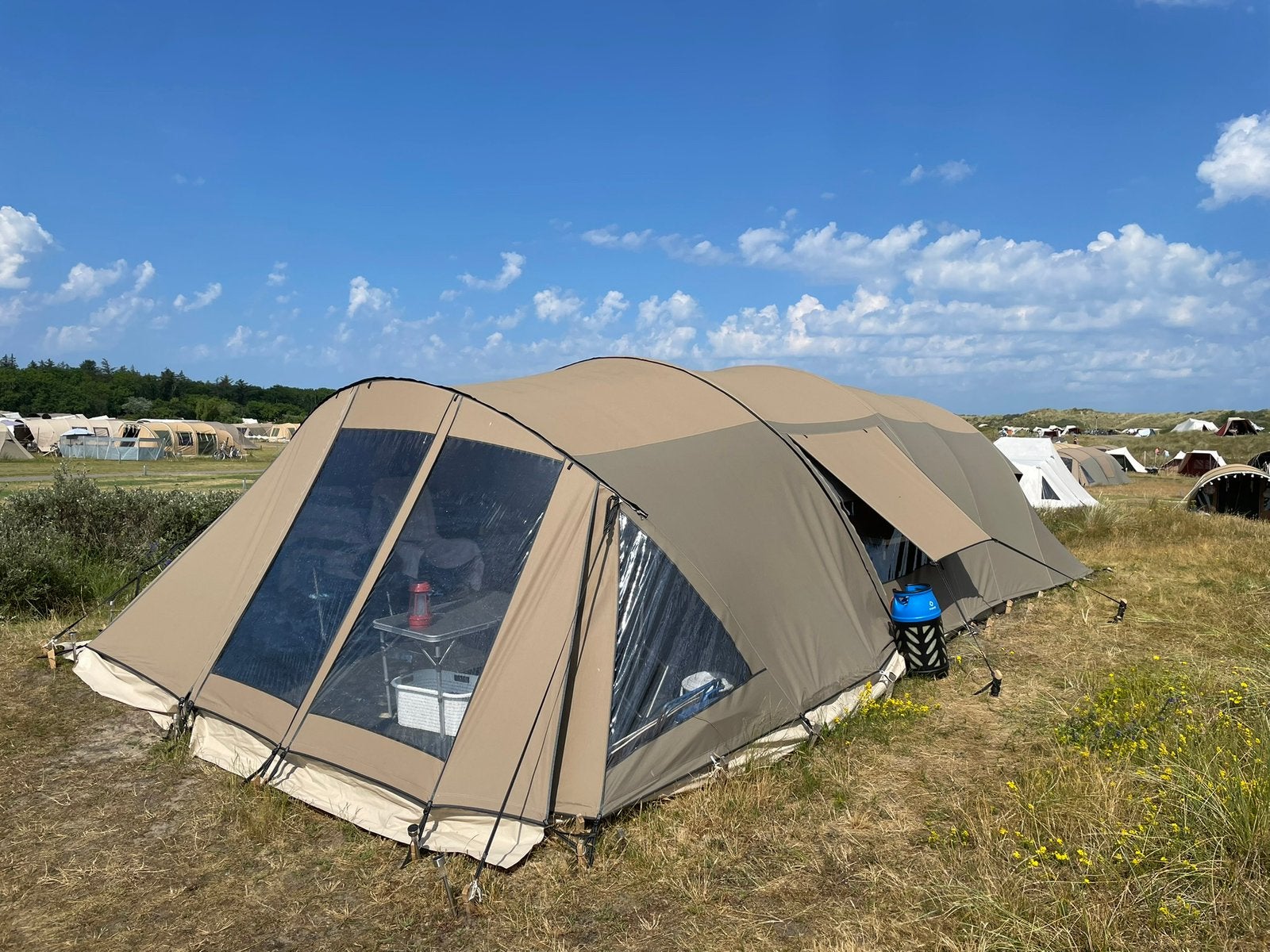Zespersoons tent op Vlieland, Ophalen of Verzenden, Zo goed als nieuw