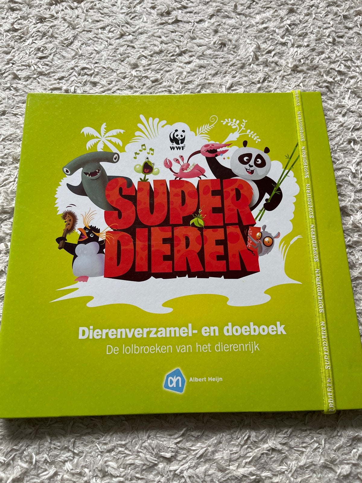 Superdieren verzamel- en doeboek Albert Heijn WWF, Ophalen of Verzenden, Zo goed als nieuw, Overige soorten, Overige typen