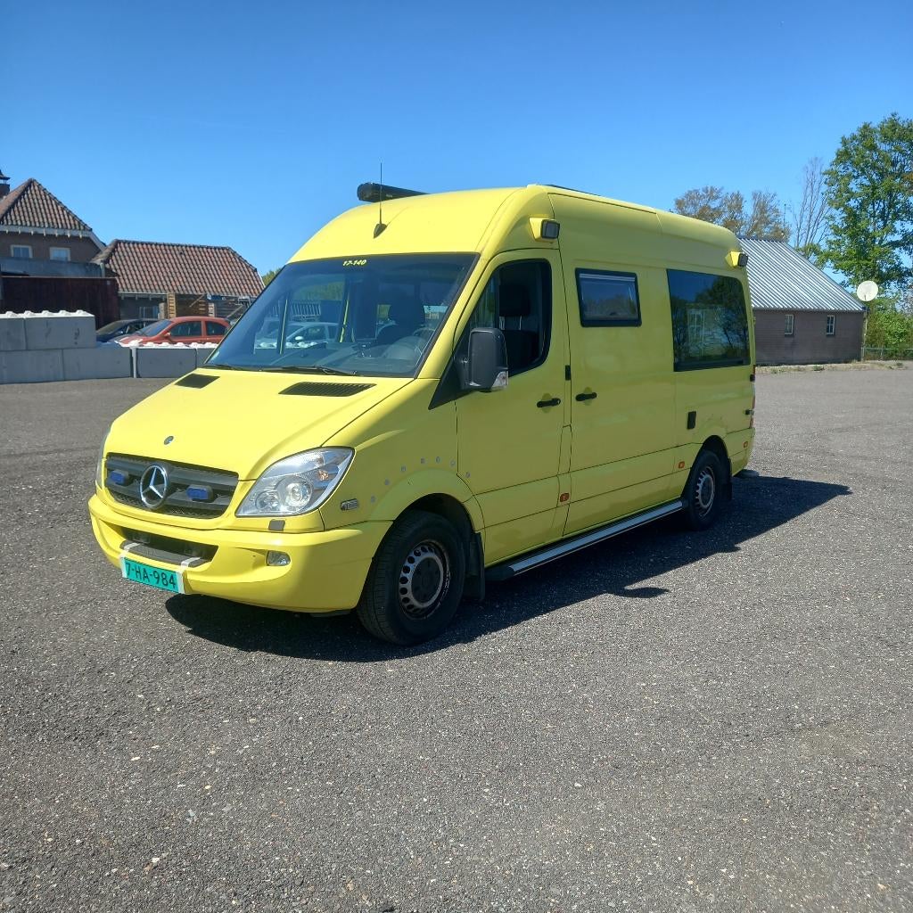 Caravans And Camping Mercedes