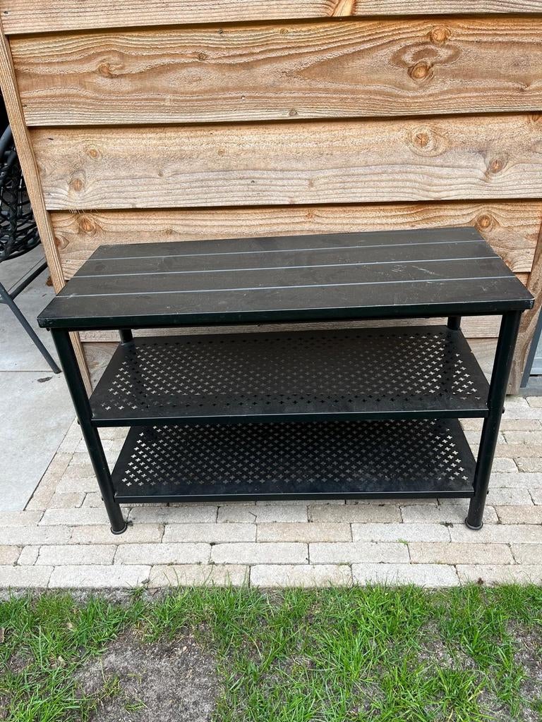 Schoenenrek, Ophalen