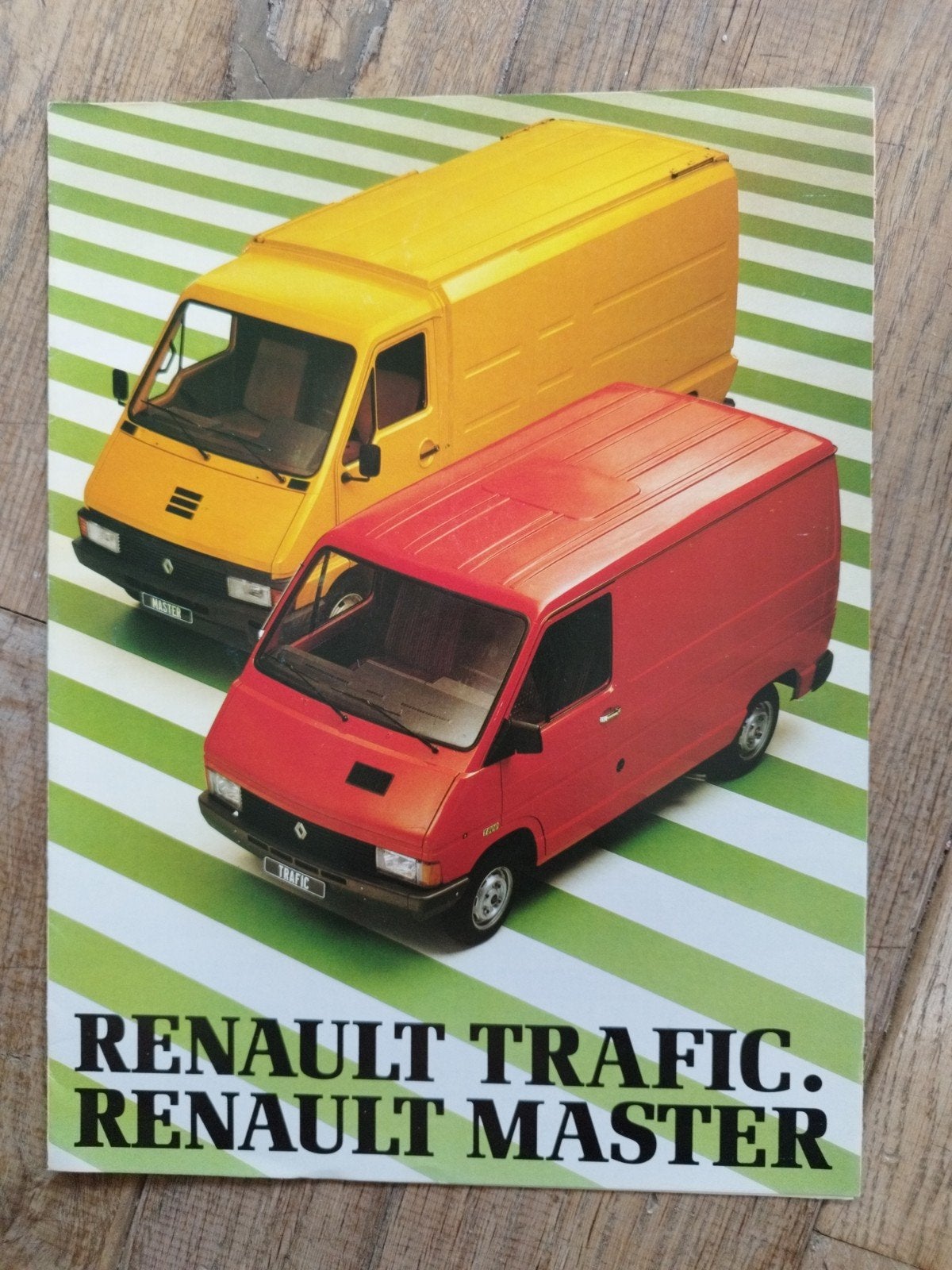 Renault Trafic Master brochure 1981 - 8 pagina's, Renault, Ophalen of Verzenden, Zo goed als nieuw, Renault