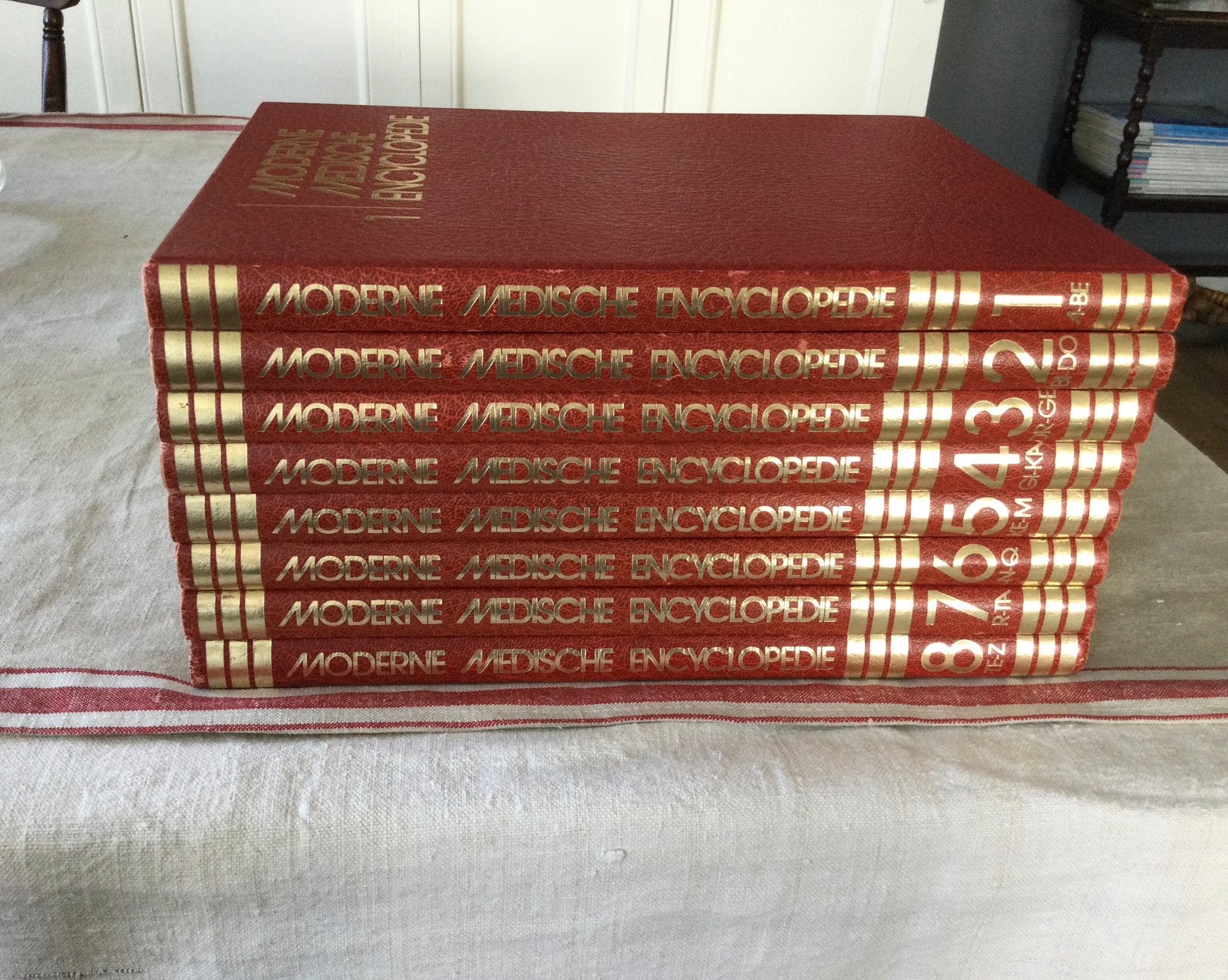 Moderne medische encyclopedie, Boeken, Ophalen of Verzenden, Zo goed als nieuw, Medisch