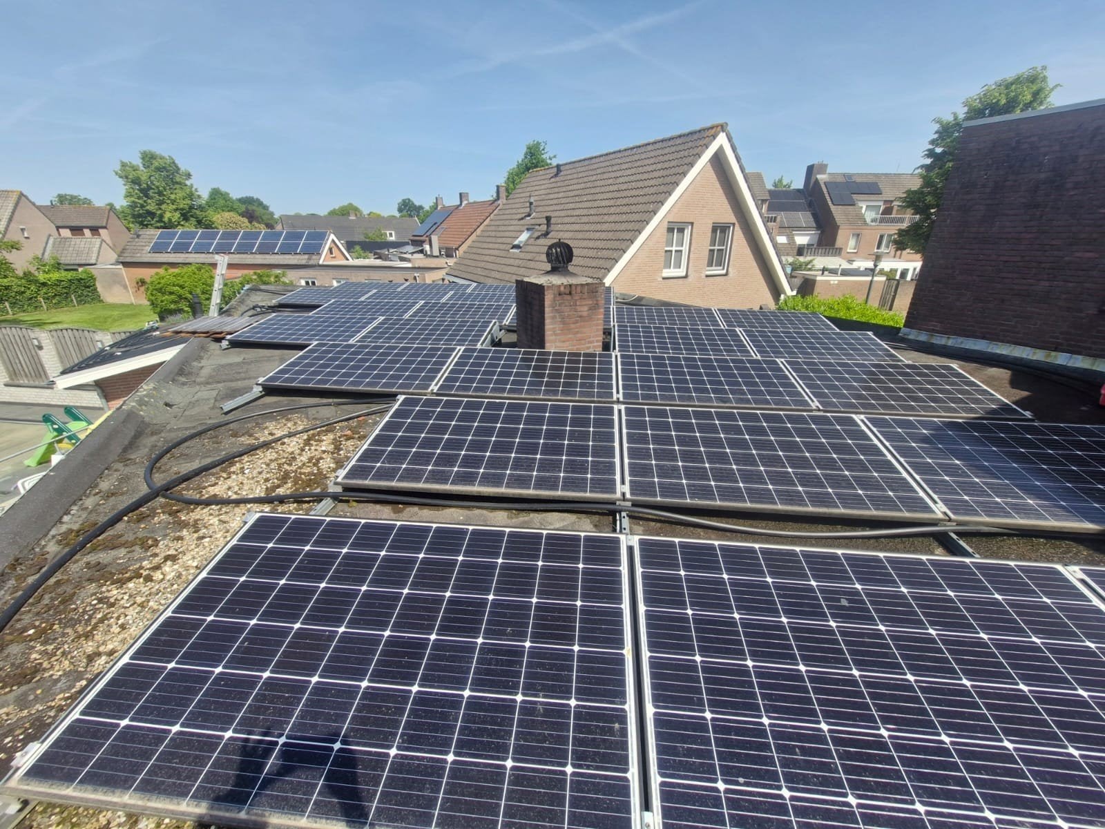 39 stuks Trina Solar 310W zonnepanelen met SolarEdge systeem, Ophalen of Verzenden, Gebruikt