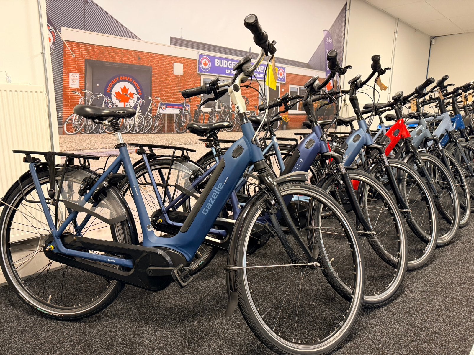 Ruime keuze A-Merk E bikes Bosch accu in frame v.a €1699,00, Gazelle, Ophalen of Verzenden, Zo goed als nieuw, 47 tot 51 cm