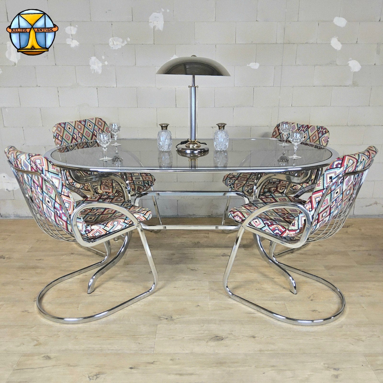 Vintage Gastone Rinaldi chroom & rookglas eettafel + stoelen, ., Ophalen of Verzenden, Zo goed als nieuw, 4 tot 6 stoelen