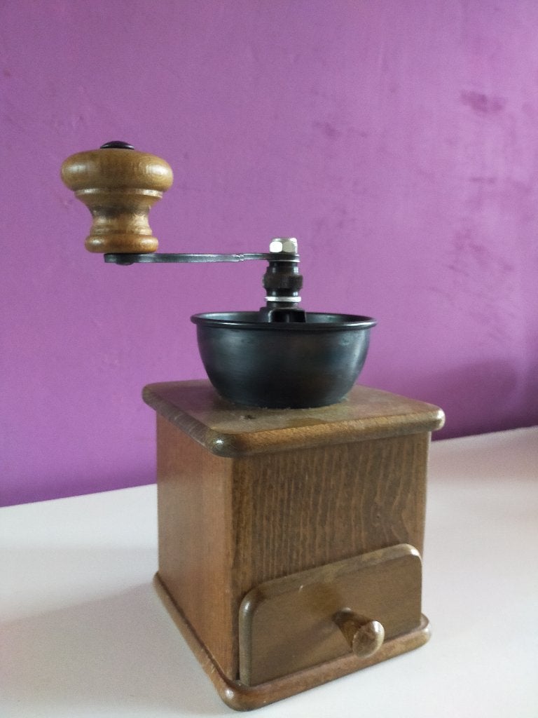 Antieke koffiemolen in goede staat, Ophalen of Verzenden