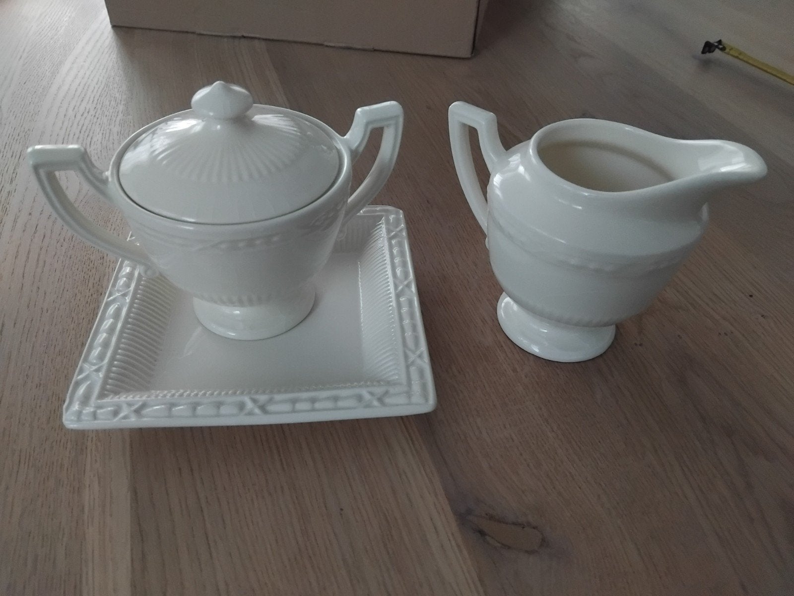 Suikerpot en melkkan van recamier, Huis en Inrichting, Ophalen, Overige merken, Klassiek, Overige typen