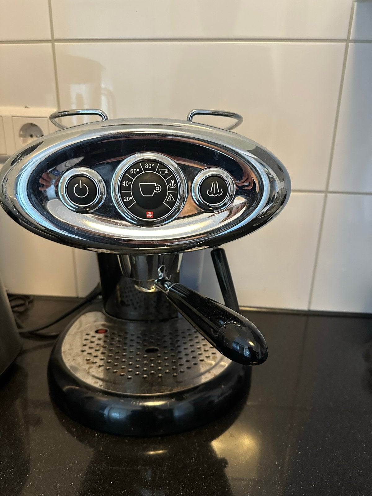 Illy Francis Francis X7.1 Iperespresso Espressomachine, Koffiepads en cups, Gebruikt, Espresso apparaat, 1 kopje