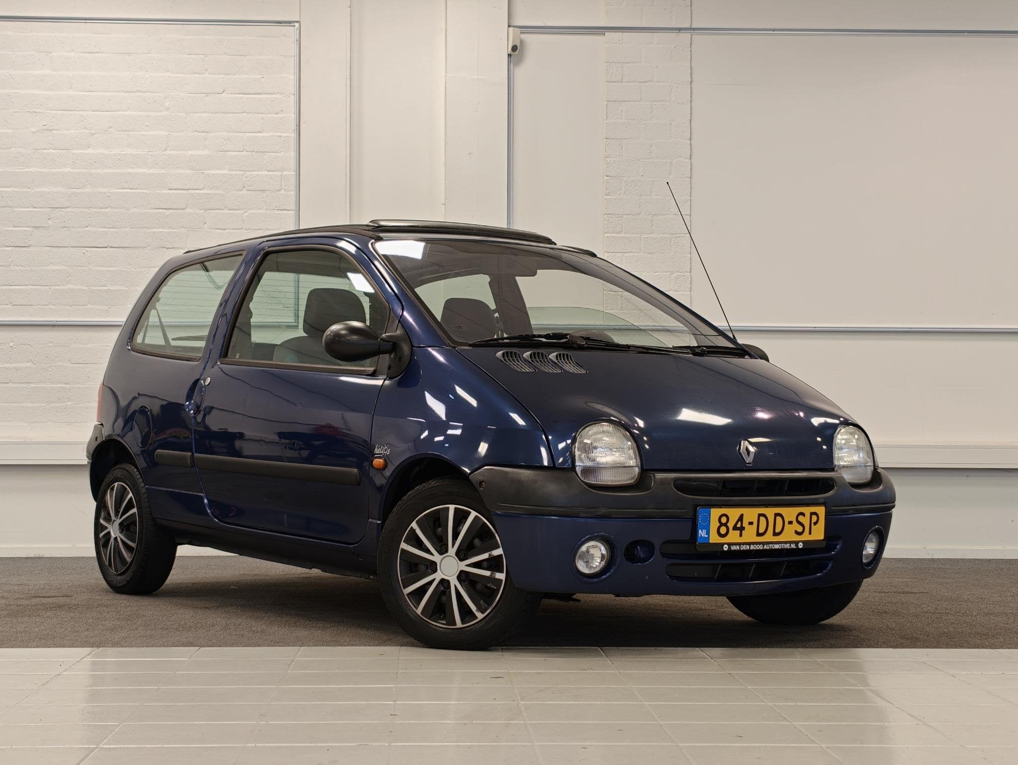 Renault Twingo 1.2 'Matic APK 10-2027! Open Dak, 4 cilinders, Bedrijf, 820 kg, 1149 cc