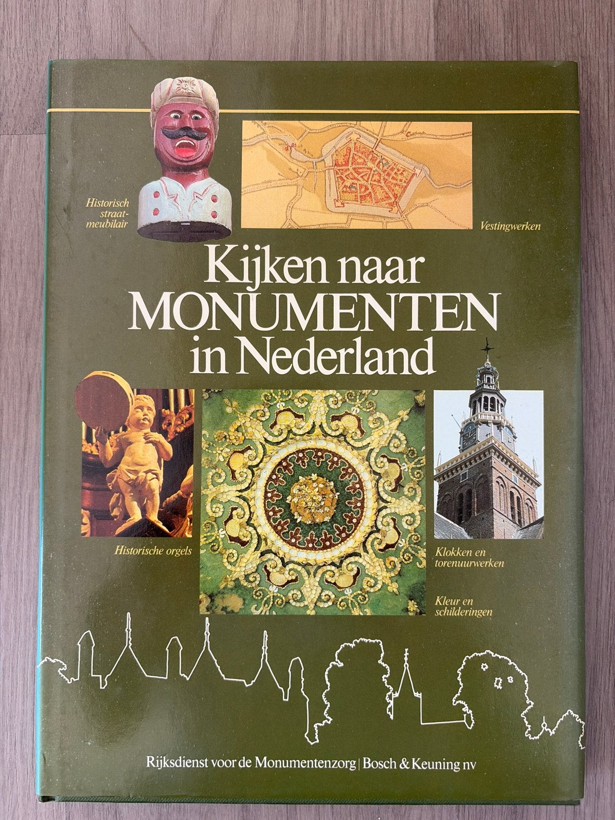 Kijken naar Monumenten in Nederland - RDM, Ophalen of Verzenden, 20e eeuw of later, Gelezen