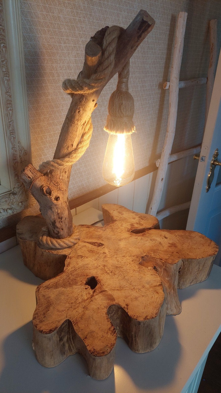 Houten lamp op voet, Huis en Inrichting, Woonaccessoires | Overige, Ophalen