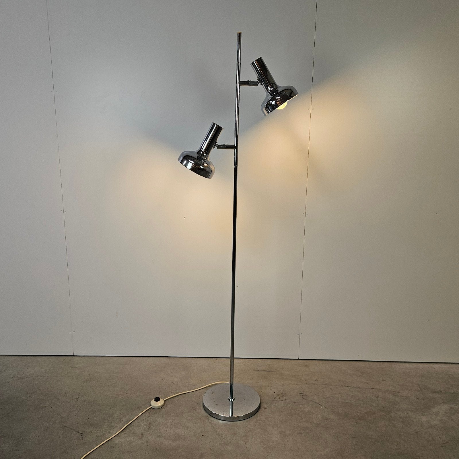 Vintage chrome vloerlamp, verstelbare spots, Huis en Inrichting, Lampen | Vloerlampen, Gebruikt, 150 tot 200 cm, Metaal, Ophalen