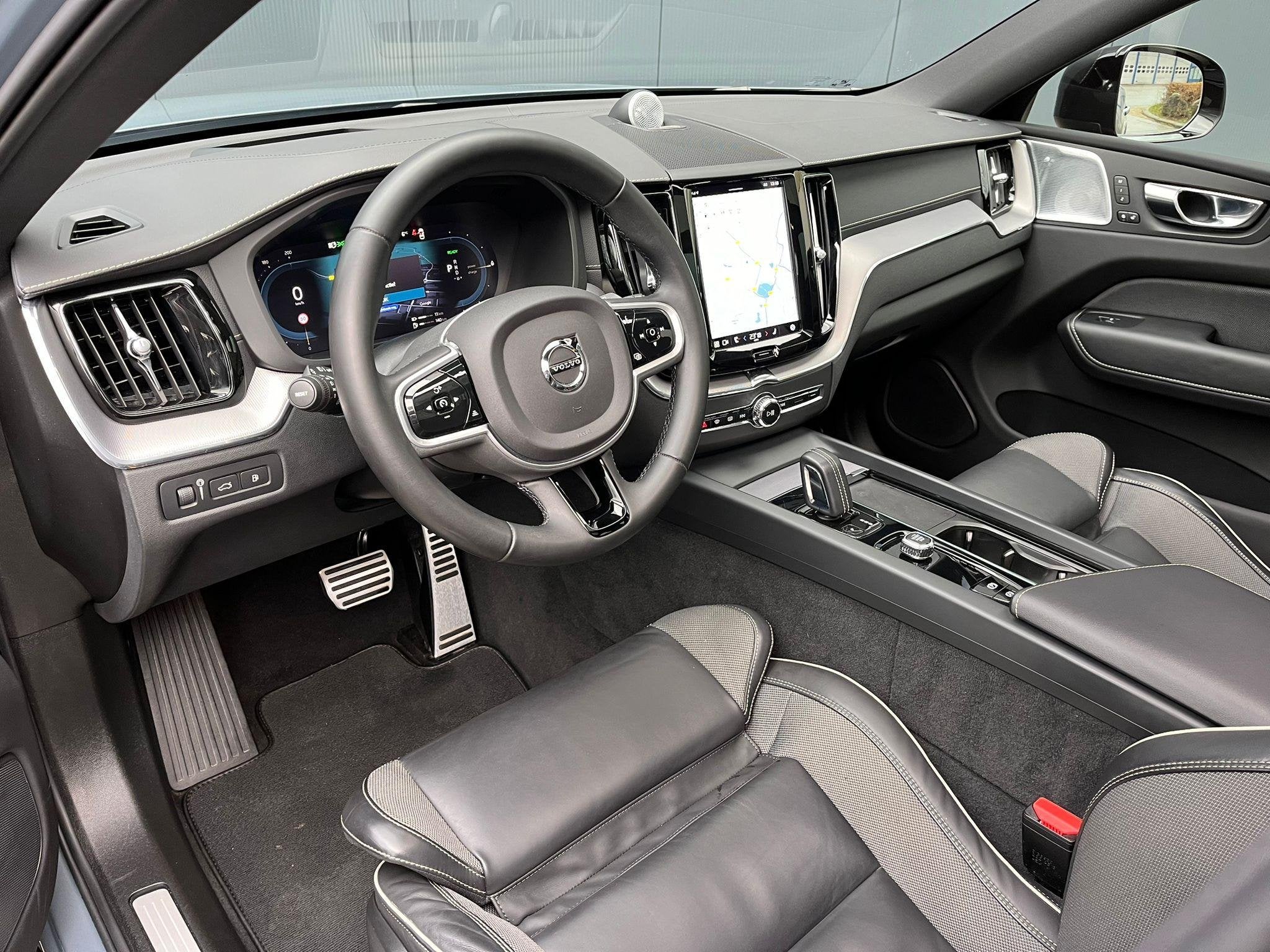 Volvo XC60 2.0 T8 AWD Polestar 405pk / B&W / 22 inch 2.0 T8, Gebruikt, 1969 cc, Bedrijf, XC60
