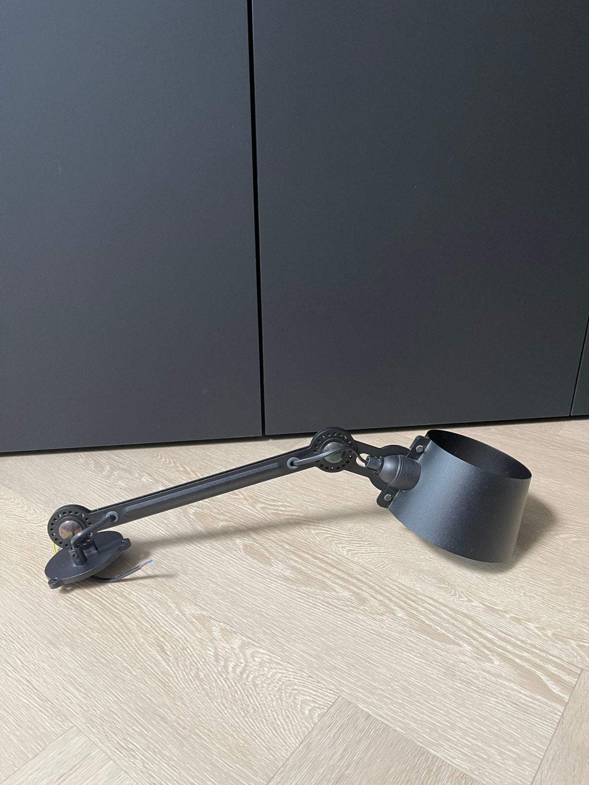 Tonone Bolt Side Fit Zwart Wandlamp, Zwart, Overige fittingen, Ophalen of Verzenden, Zo goed als nieuw