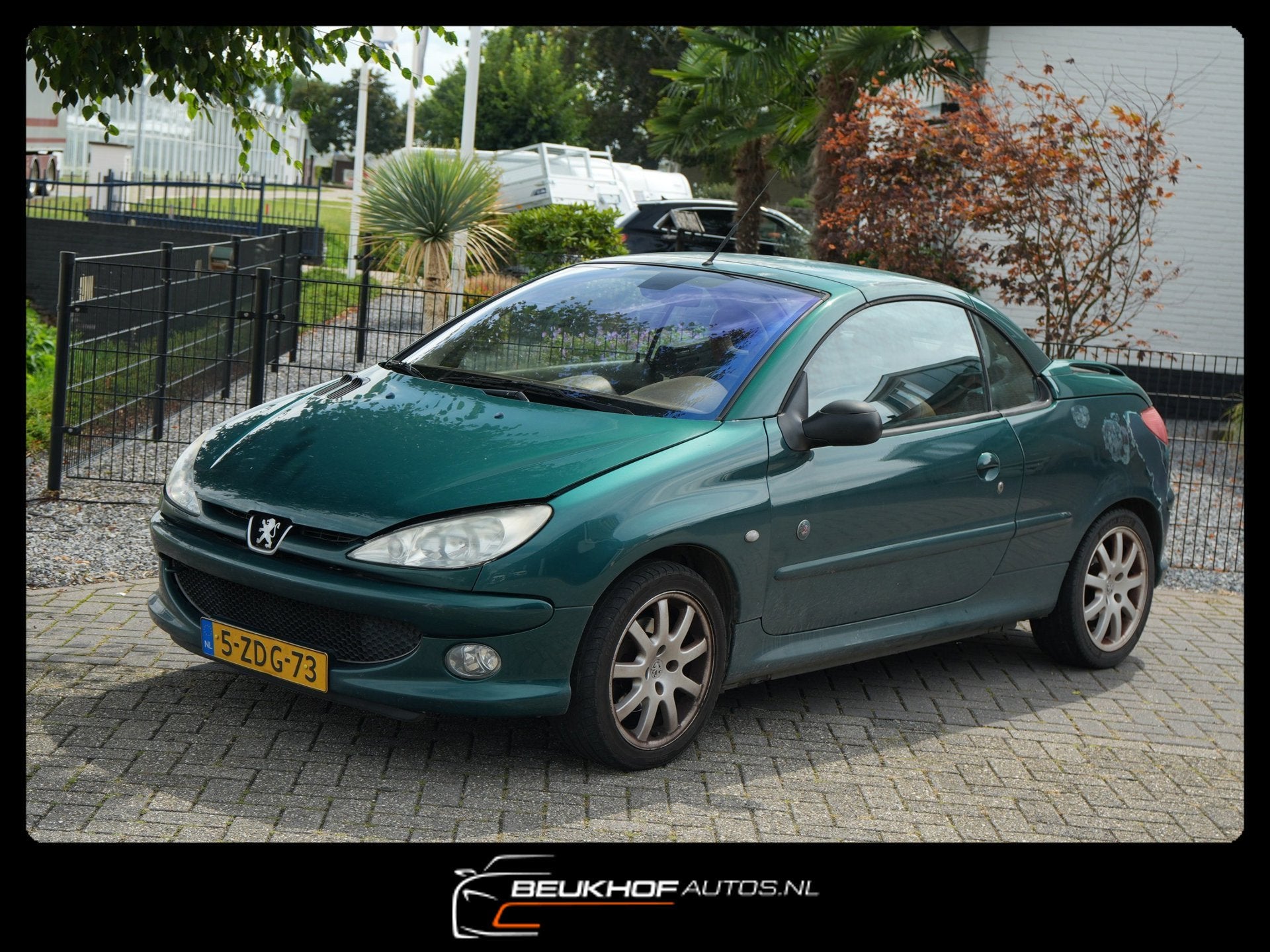Peugeot 206 CC 1.6-16V Roland Garros Leer Airco Vaste prijs, Auto's, Peugeot, Voorwielaandrijving, Gebruikt, Zwart, 4 cilinders
