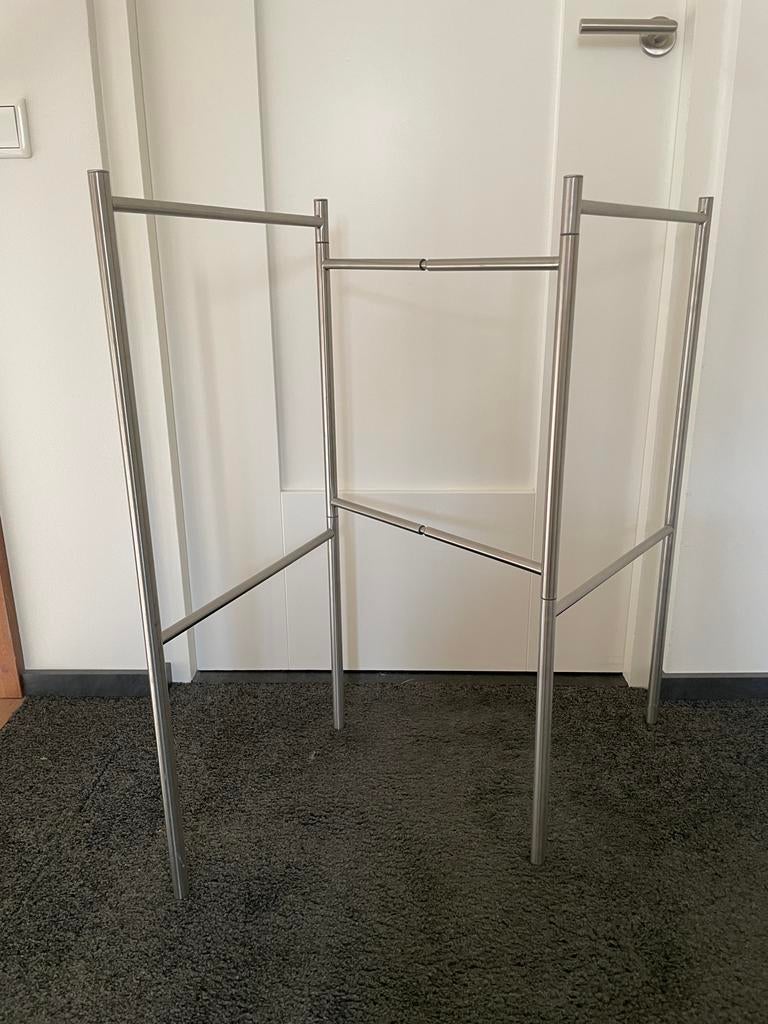IKEA Uitschuifbaar Wasrek - Handig en Ruimtebesparend, Ophalen, Gebruikt, Wasrek