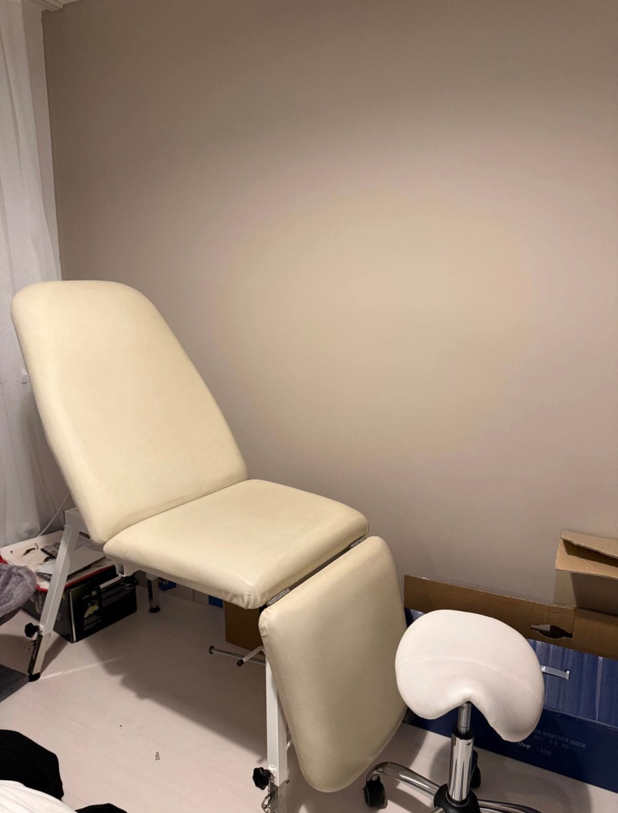 Behandelbed incl zadelstoel, Sport en Fitness, Massageproducten, Ophalen, Gebruikt, Massagetafel