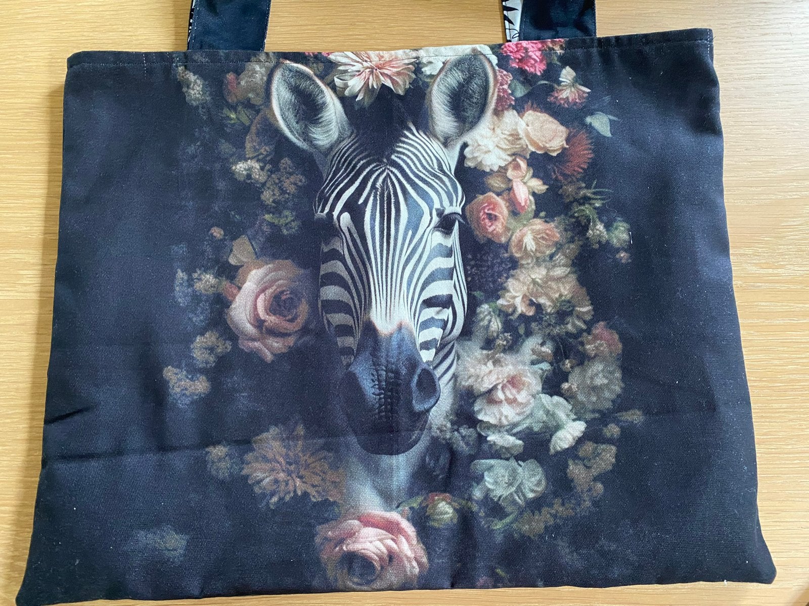 Shopper met zebra- en leeuwenprint, 44x35cm, hengsel 15 cm, Ophalen of Verzenden, Nieuw, Zwart, Shopper