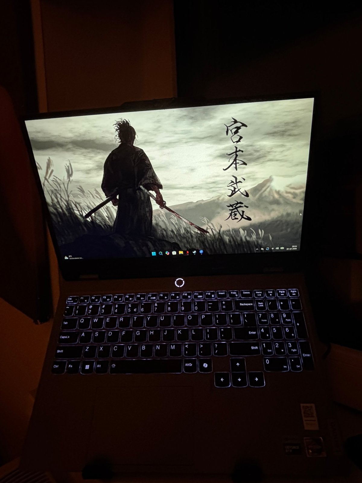 Lenovo LOQ RTX 4060 Ryzen 7, Computers en Software, Ophalen of Verzenden, Zo goed als nieuw, Gaming, SSD
